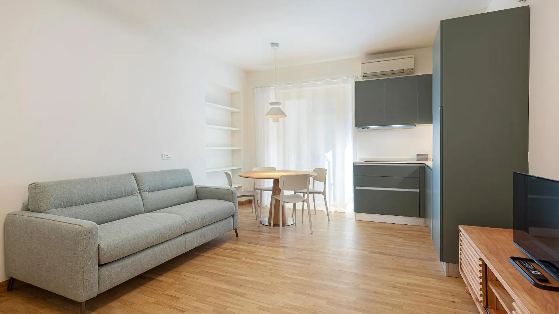 Easyhomes - Repubblica Milan 0*,  Italie